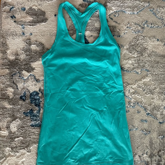 Lululemon Tank Top - Picture 1 of 3